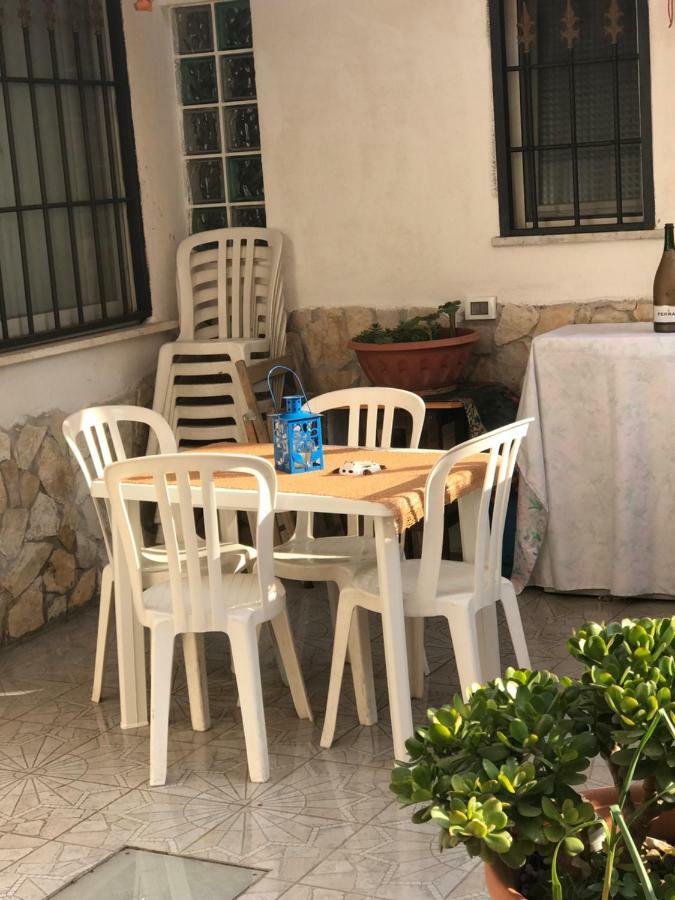 Nido D'Amore A Terracina Exterior foto